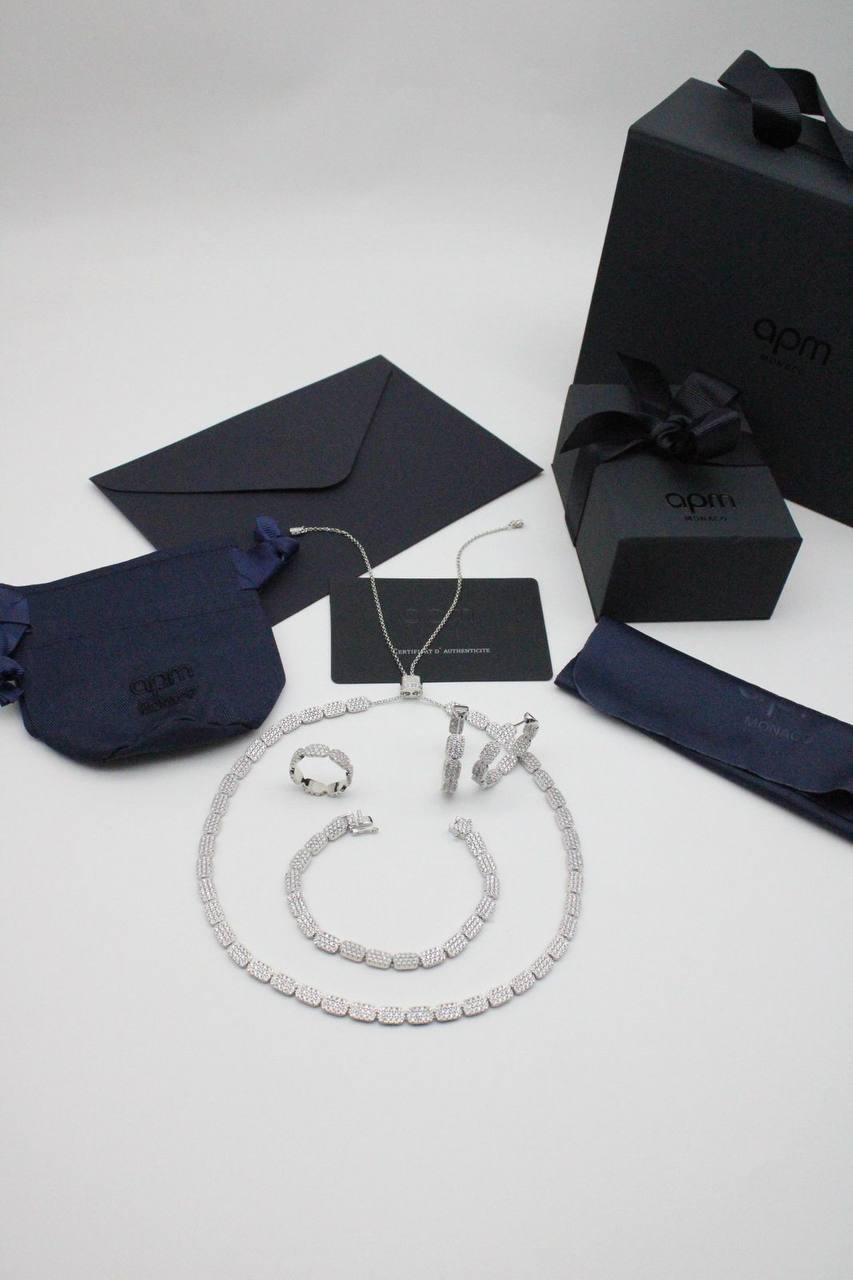 APM
350 dhs🪙💕 set 

Zain122
♥️♥️♥️