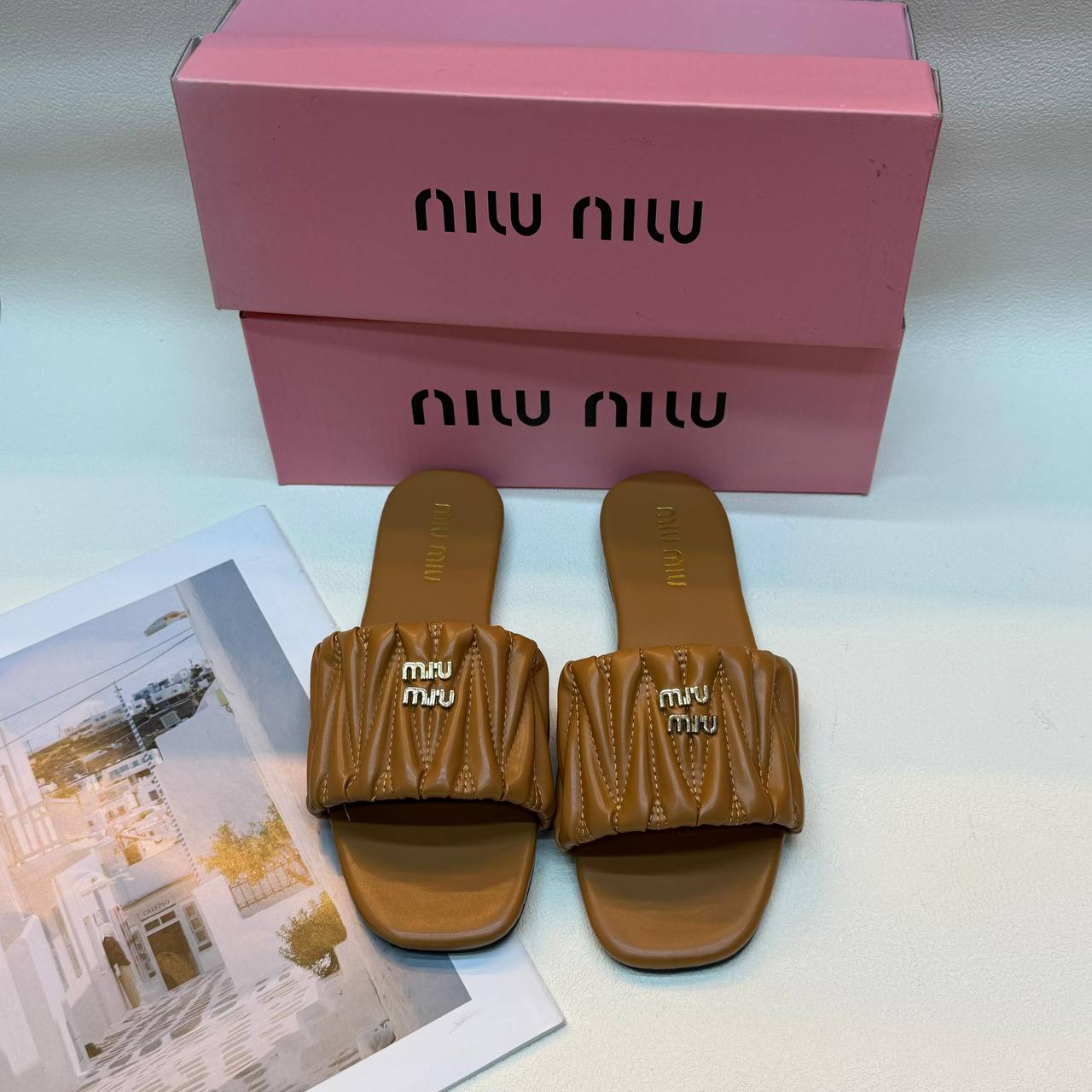 Miu Miu
Size 36to41
60 dhs🪙💚

Zain236
♥️♥️♥️