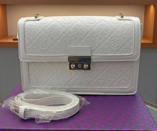 Tory Burch
Good quality 

with box 
🎁🎁🎁

80 dhs❤️

Zain186
♥️♥️♥️