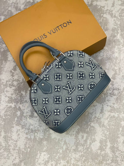 Lv Copy1
220 dhs✅

Zain175
♥️♥️♥️