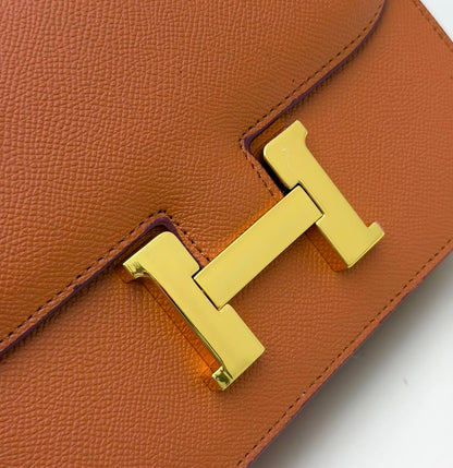 HERMES 
GOOD QUALITY 
WITH BOX 
110 dhs🇦🇪🇦🇪
19 CM

Zain295
♥️♥️♥️