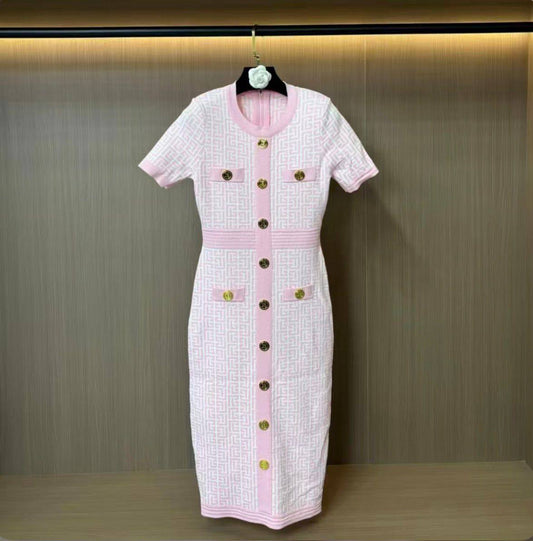 *New collections*                                                
BALMIN
*Super Master quality*
*Sizes: S M L XL* 
450 dhs💓

Zain308
♥️♥️♥️