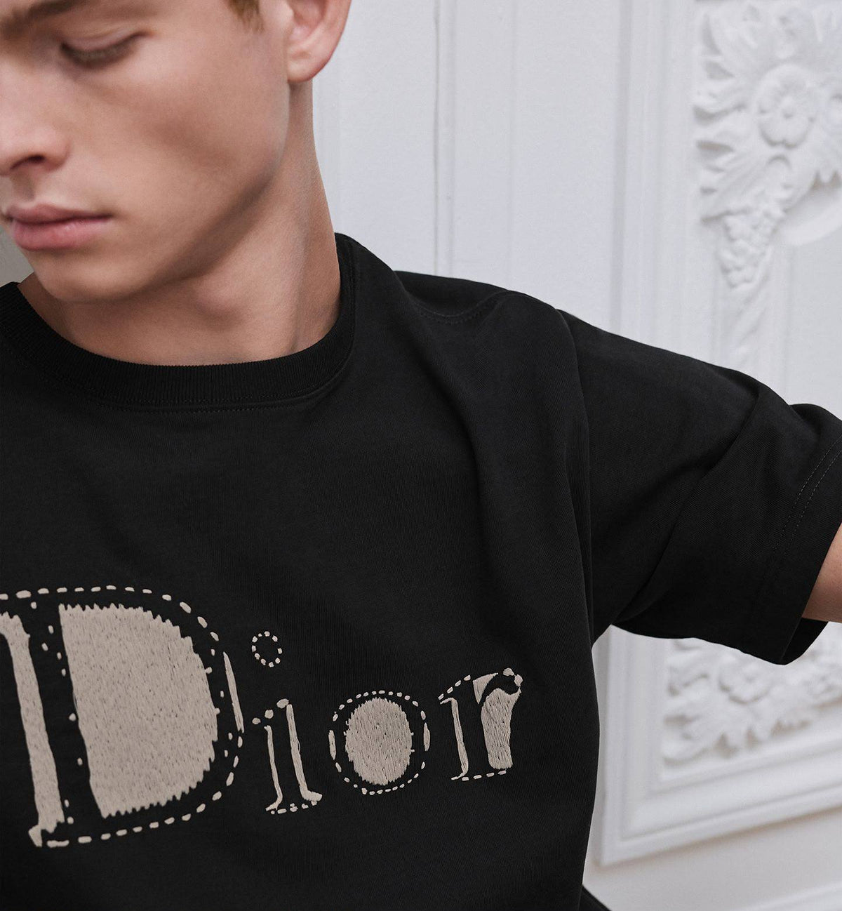 Dior

Men’s Tshirt 
Master Quality 

SMLXLXXL 
280 dhs🇦🇪🇦🇪

Zain276
♥️♥️♥️