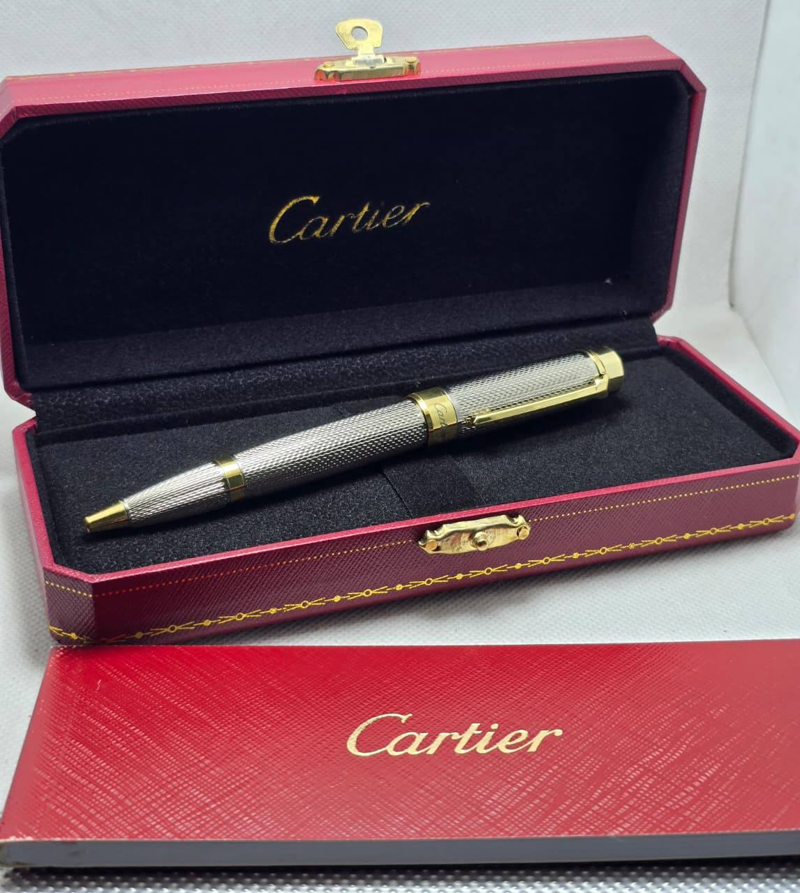 Cartier pen
70 dhs❣️ with Master box*
45 dhs❣️ with normal box*

Zain29
♥️♥️♥️