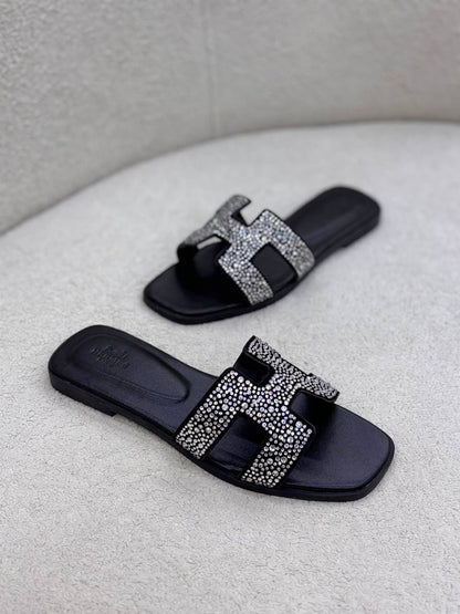 Hermes 
100 dhs🇦🇪🇦🇪
Size 36-42

Zain55
♥️♥️♥️