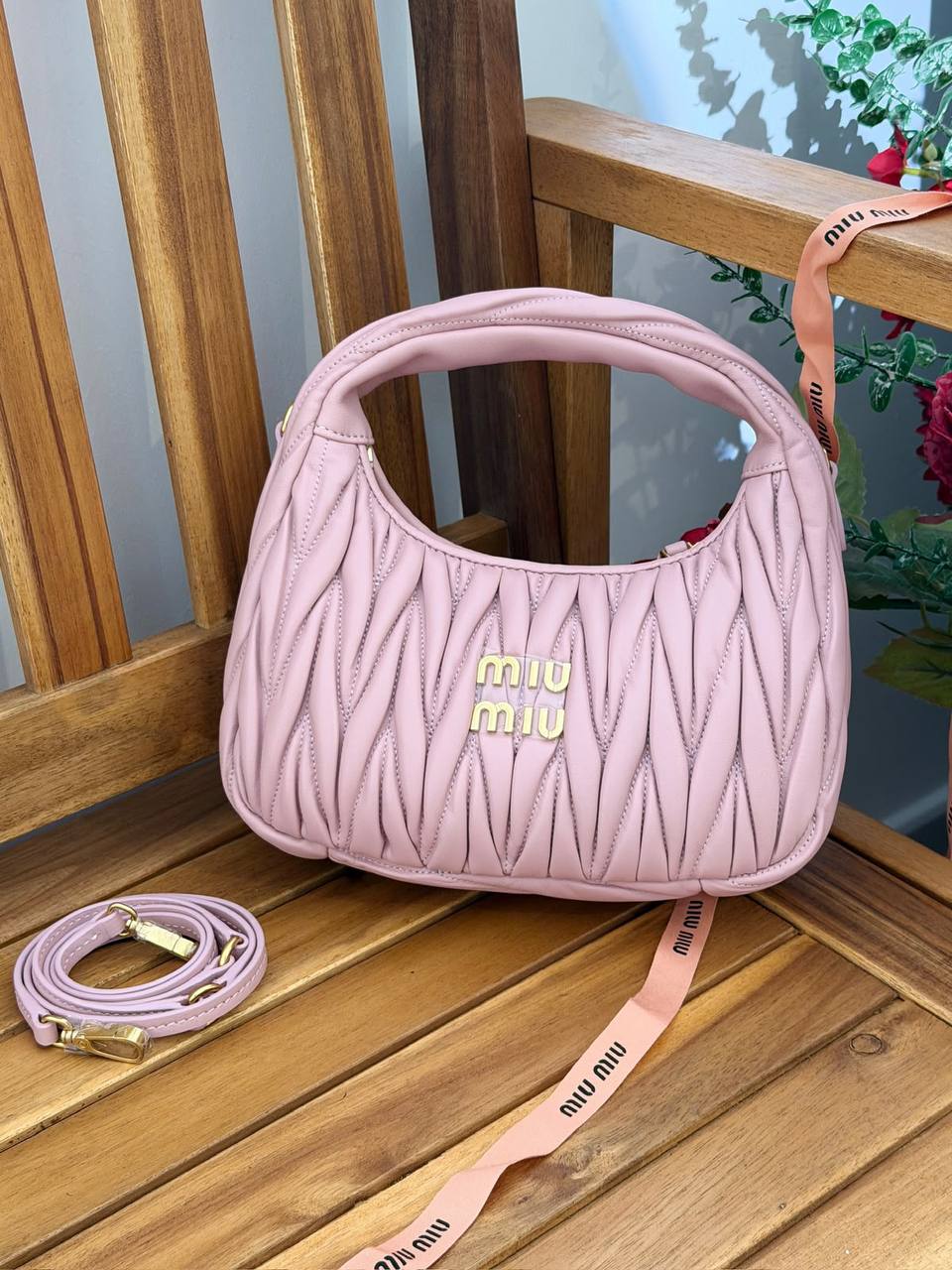 MIU MIU
Super Master Quality⚡️
Original Packing 🎁
Size 20CM📏
For Price 👇 WhatsApp✅
0568585901 
0507557372
0552275751 Owner Zain 👌

Zain321
♥️♥️♥️
