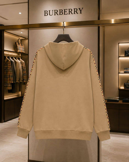 BURBERRY

Super Master quality

Sizes:S M L XL 2XL

450 dhs🇦🇪🇦🇪

Zain330
♥️♥️♥️