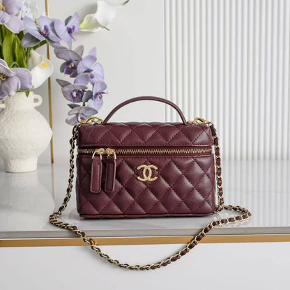 Chanel
withbox 
100 dhs🇦🇪🇦🇪

Zain143
♥️♥️♥️