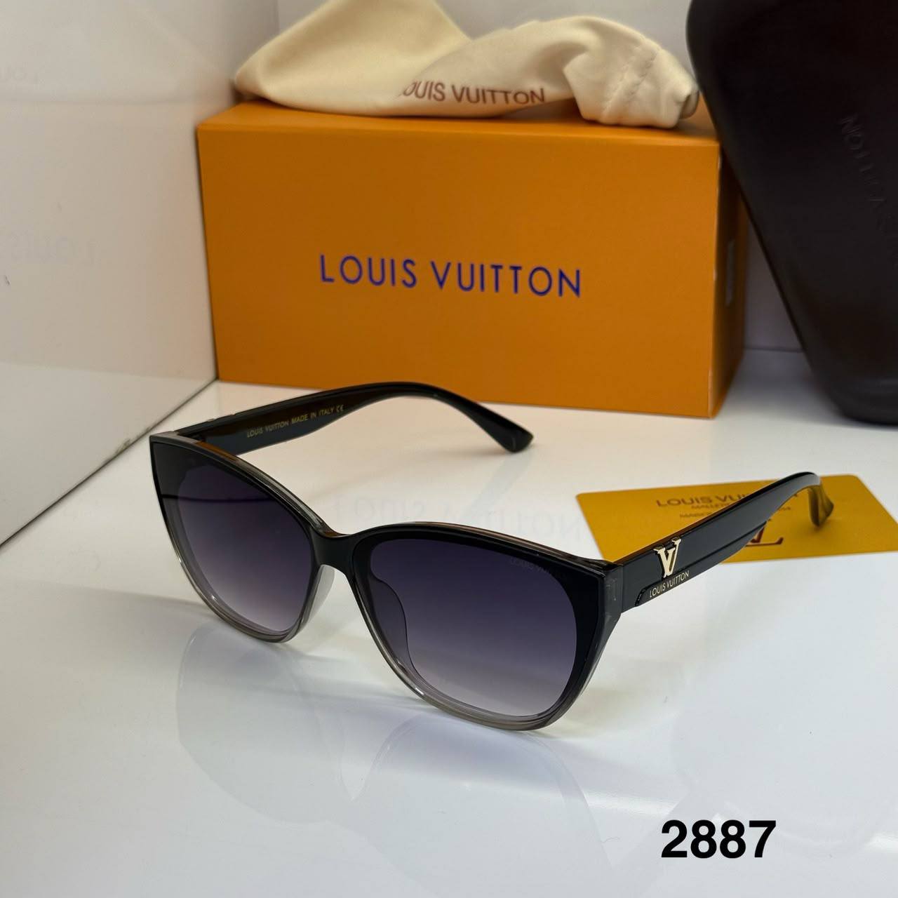 SUNGLASSES 🕶️
GOOD QUALITY 
50 dhs🇦🇪🇦🇪

Zain40
♥️♥️♥️