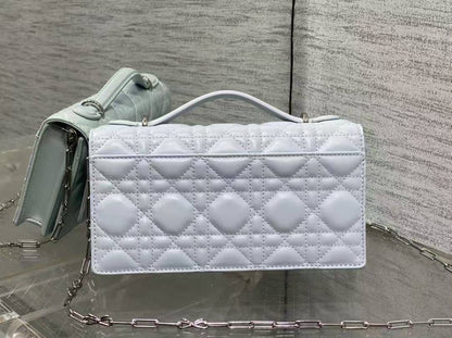 Dior My Dior Mini Bag
*Size 21 cm*
For Price 👇 WhatsApp✅
0568585901 
0507557372
0552275751 Owner Zain 👌

Zain274
♥️♥️♥️