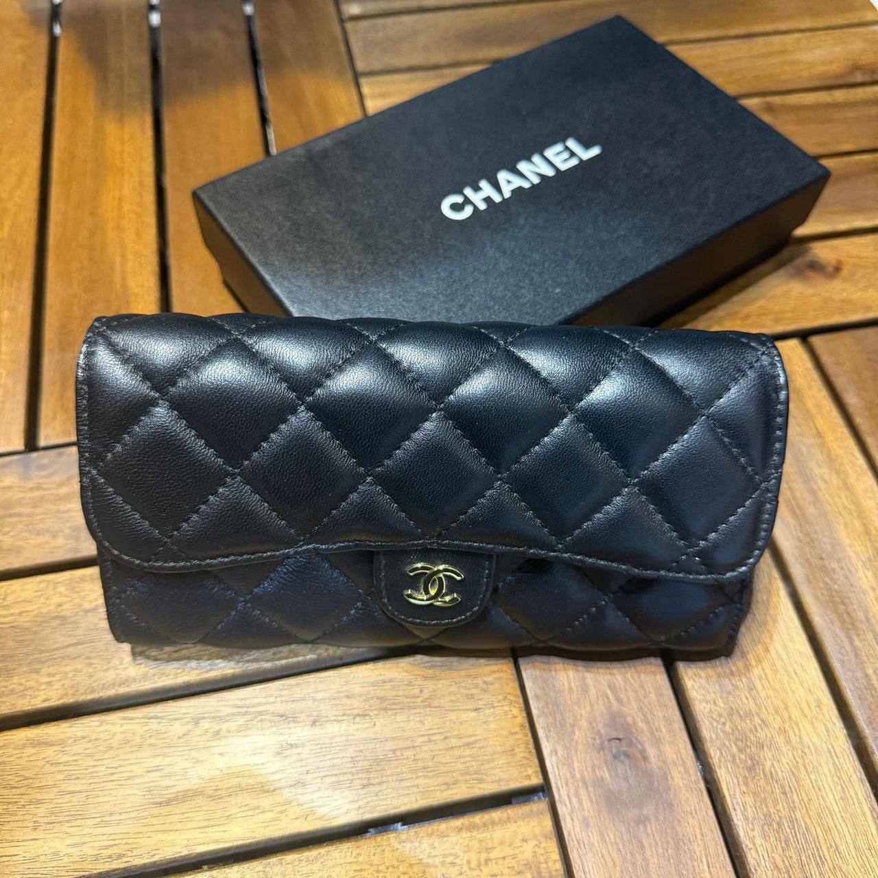 *NEW COLLECTION*

*WOMEN WALLET*

*MASTER QUALITY*

180 dhs🪙💕

Zain202
♥️♥️♥️