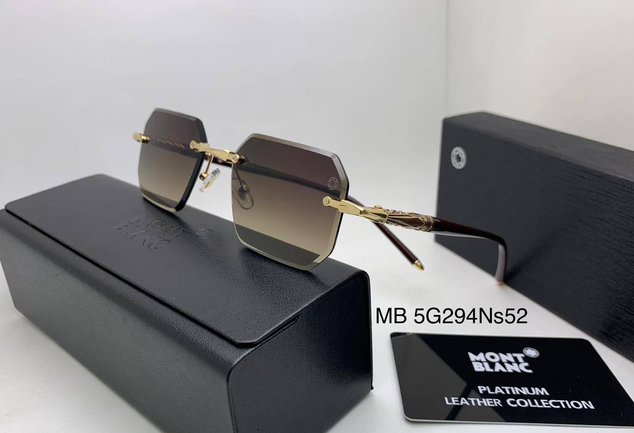 Armani
70 dhs✅

Zain126
♥️♥️♥️