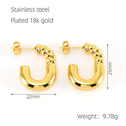 New arrival 
Stainless steel with 18k gold plated earrings 
Non tarnish 
20 dhs🪙🌨️

Zain242
♥️♥️♥️