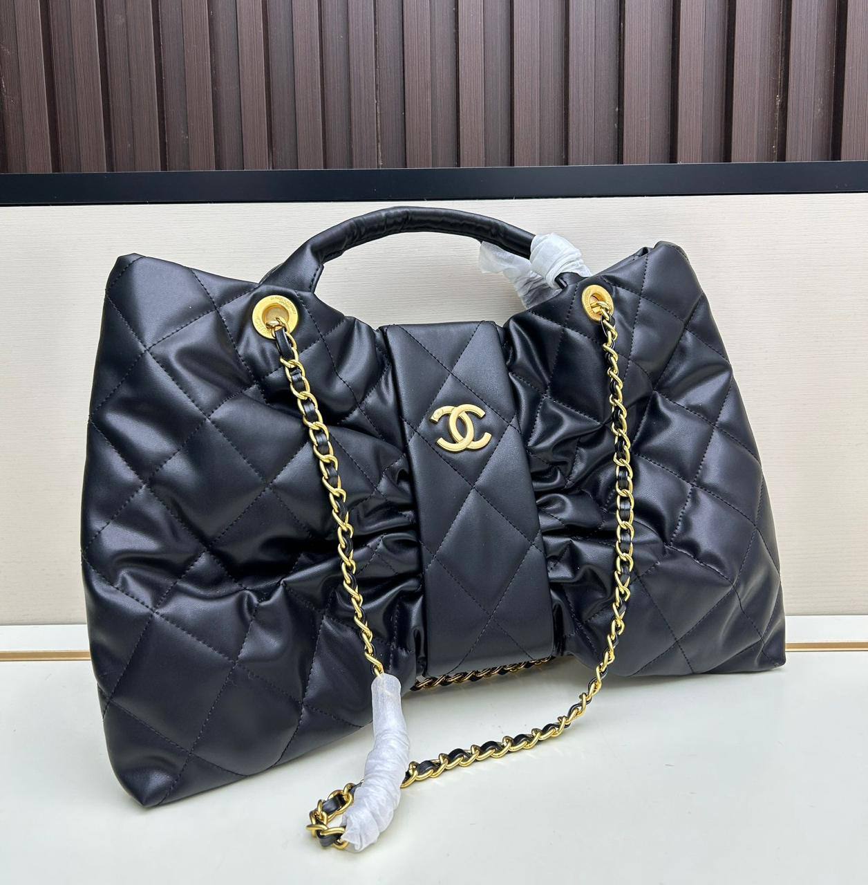 CHANEL 
150 dhs✅

Zain295
♥️♥️♥️