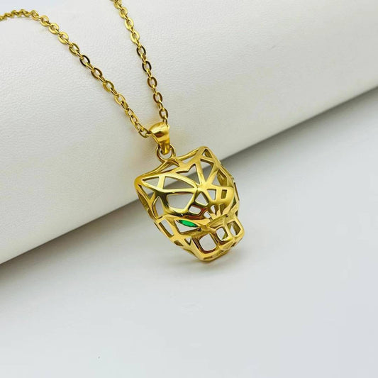 New arrival Cartier stainless steel with 18k gold plated non tarnish Necklace 
Offer price 
30 dhs✅pc without box

40 dhs✅pc with Cartier box 🎁and paperbag

Zain243
♥️♥️♥️