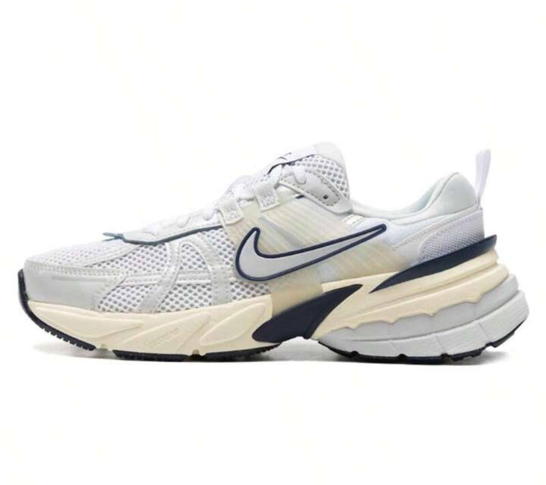 NIKE
Size 40-45⚡️ 
120 dhs💓

Zain183
♥️♥️♥️