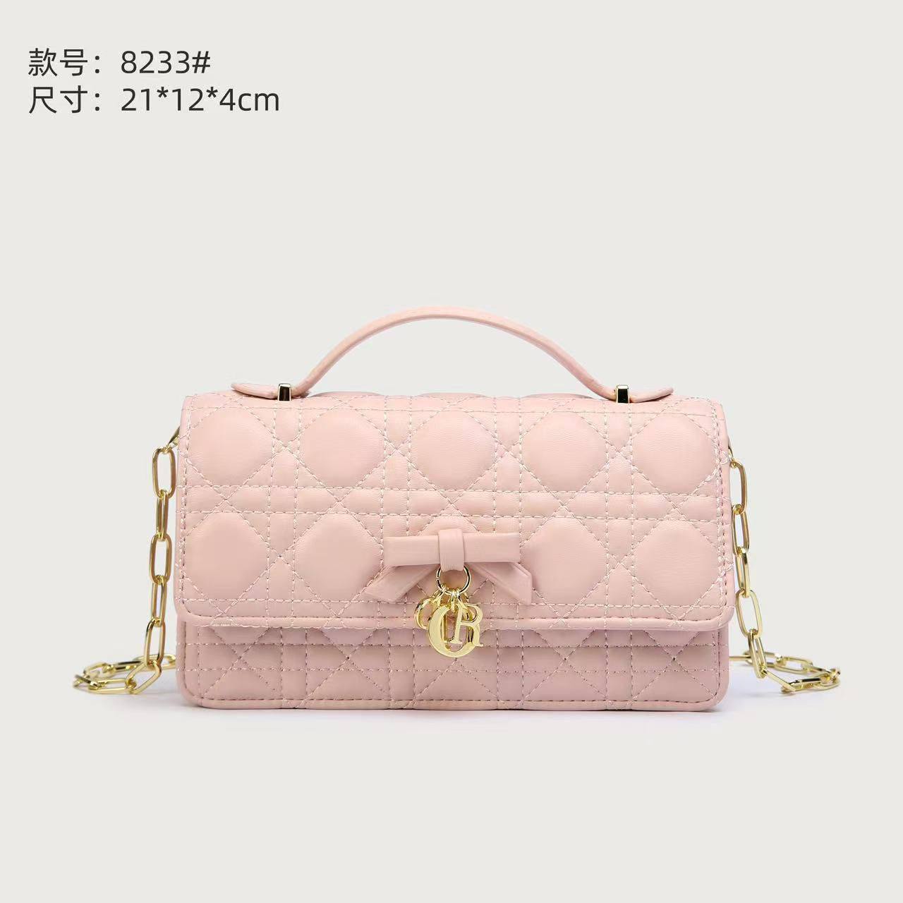Dior
withbox 
120 dhs🇦🇪🇦🇪

Zain143
♥️♥️♥️