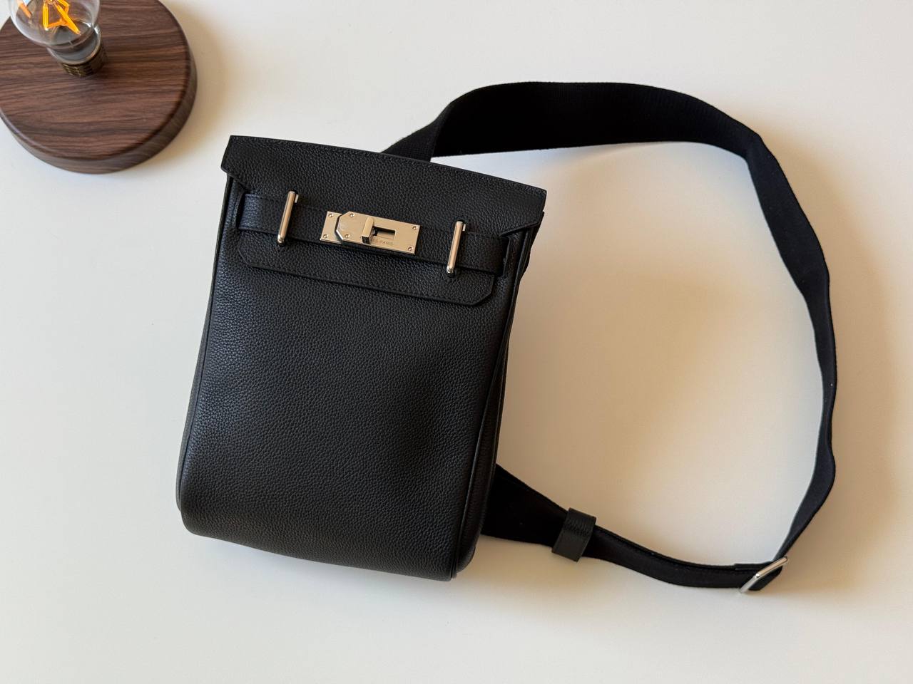Hermes
hac and doc 18cm💕master quality😍with box❤️
380 dhs✅

Zain52
♥️♥️♥️