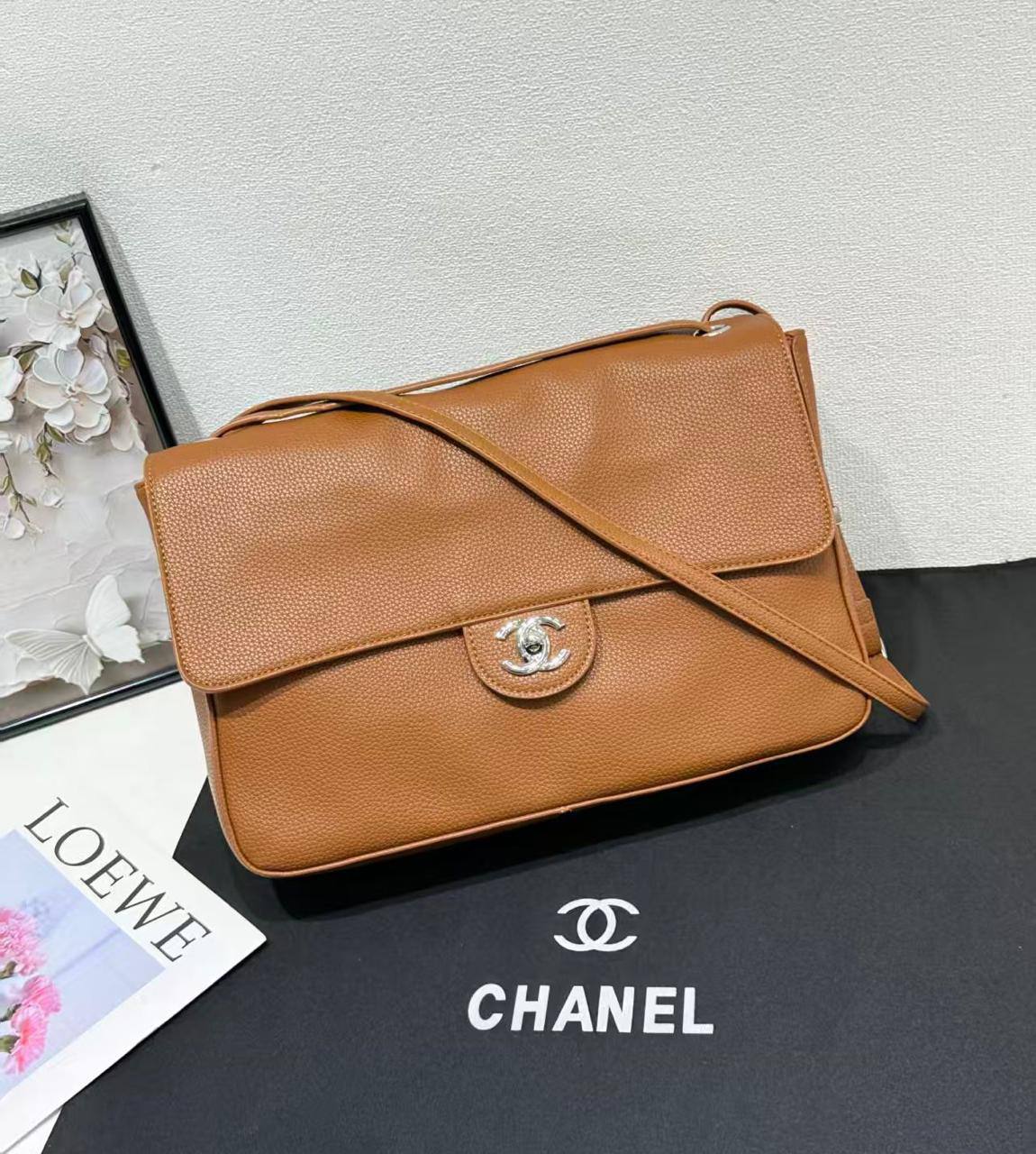 CHANEL 
COPY ONE
32cm 
220 dhs🇦🇪🇦🇪

Zain295
♥️♥️♥️