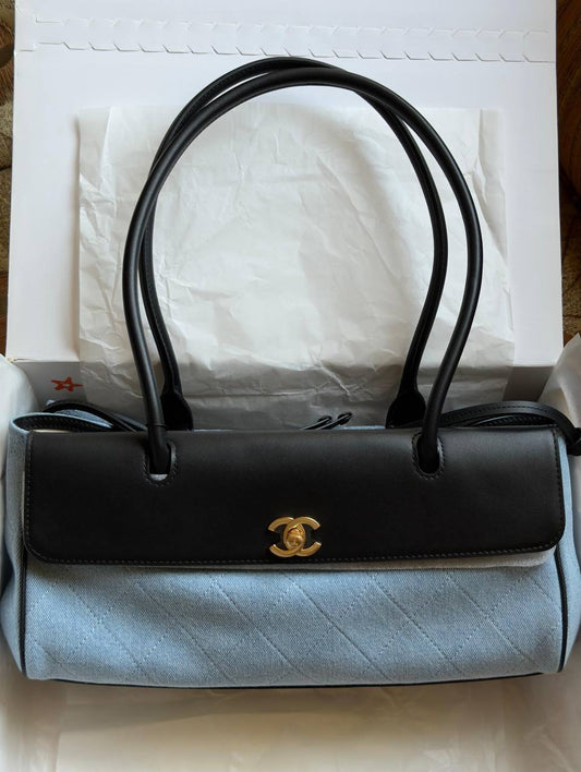 Chanel 𝐔𝐫𝐛𝐚𝐧 𝐄𝐬𝐬𝐞𝐧𝐭𝐢𝐚𝐥 𝐄𝐚𝐬𝐭 𝐖𝐞𝐬𝐭 𝐒𝐡𝐨𝐩𝐩𝐢𝐧𝐠 𝐓𝐨𝐭𝐞 
1550 dhs✅

ETAG4
♥️♥️♥️