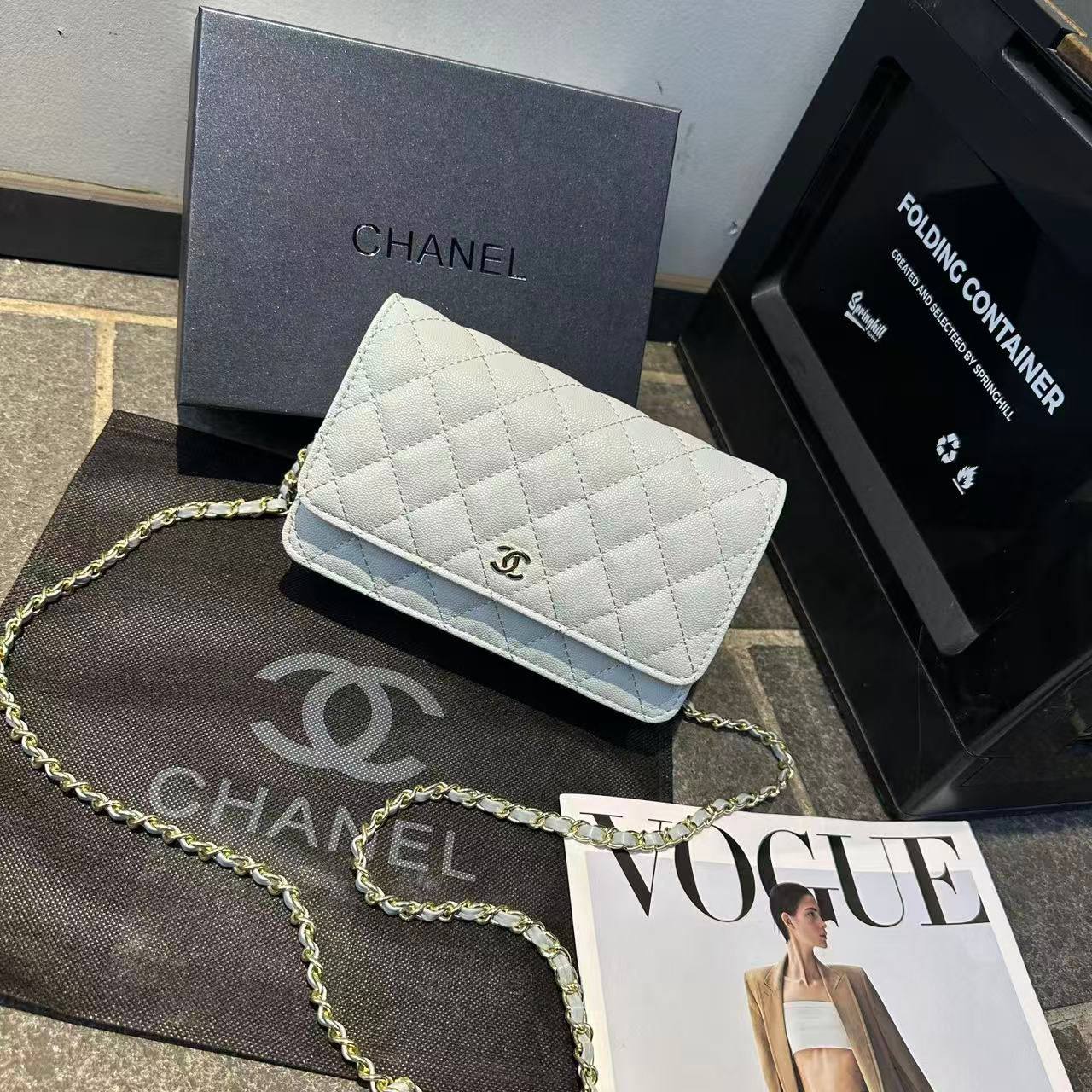 Chanel
with box
good quality
110 dhs💓

Zain143
♥️♥️♥️