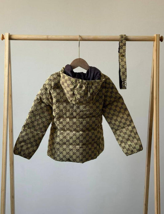 New collection{}
Gucci 🔥
Super master quality 😍
Size:2/ 12years old
420 dhs🪙🖤

Zain261
♥️♥️♥️