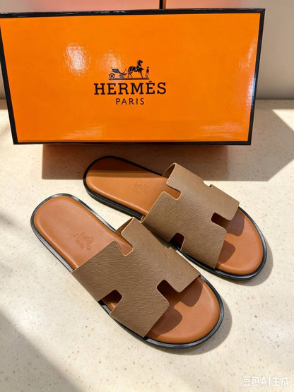 Hermes
90 dhs🇦🇪🇦🇪
sizes 40-45

Zain161
♥️♥️♥️