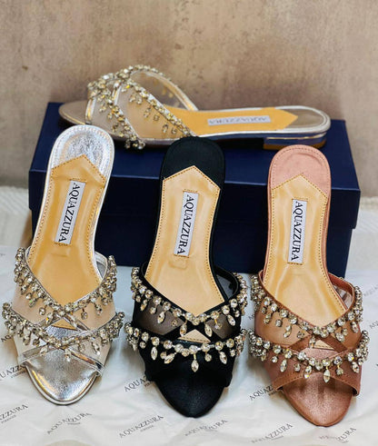 AQUAZZURA  
SIZE 36-41 AVAILABLE 
150 dhs🪙🌨️
          GOOD QUALITY 😍

Zain88
♥️♥️♥️