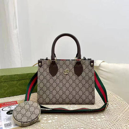 Gucci
95 dhs✅
size 25cm

Zain26
♥️♥️♥️