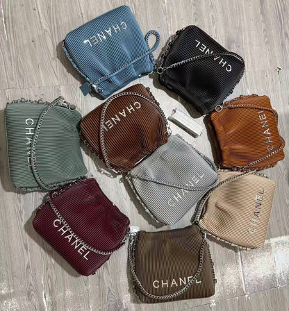 Chanel
110 dhs🇦🇪🇦🇪

Zain169
♥️♥️♥️