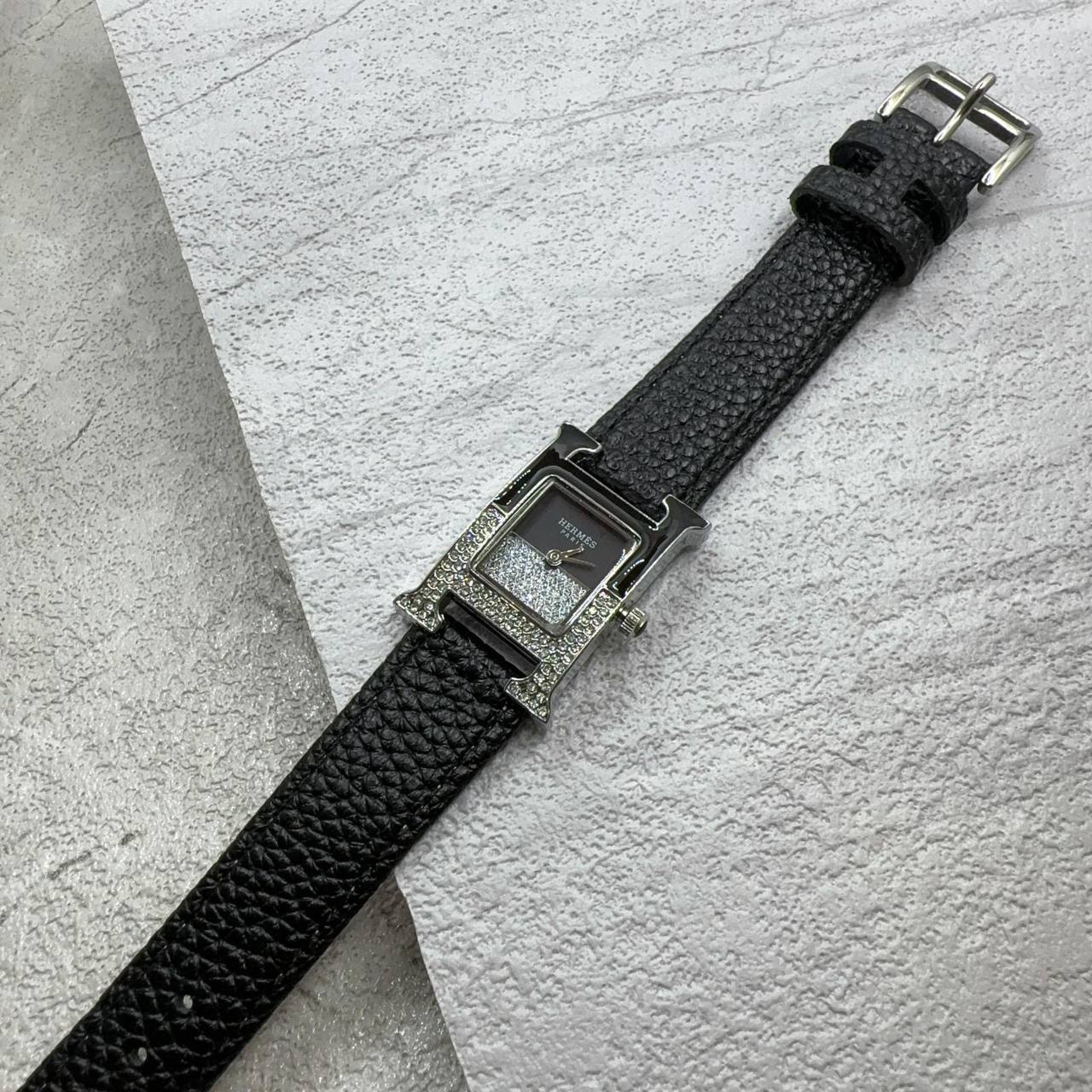 Leather belt 
ladies watches 
55 dhs🌺

Zain45
♥️♥️♥️
