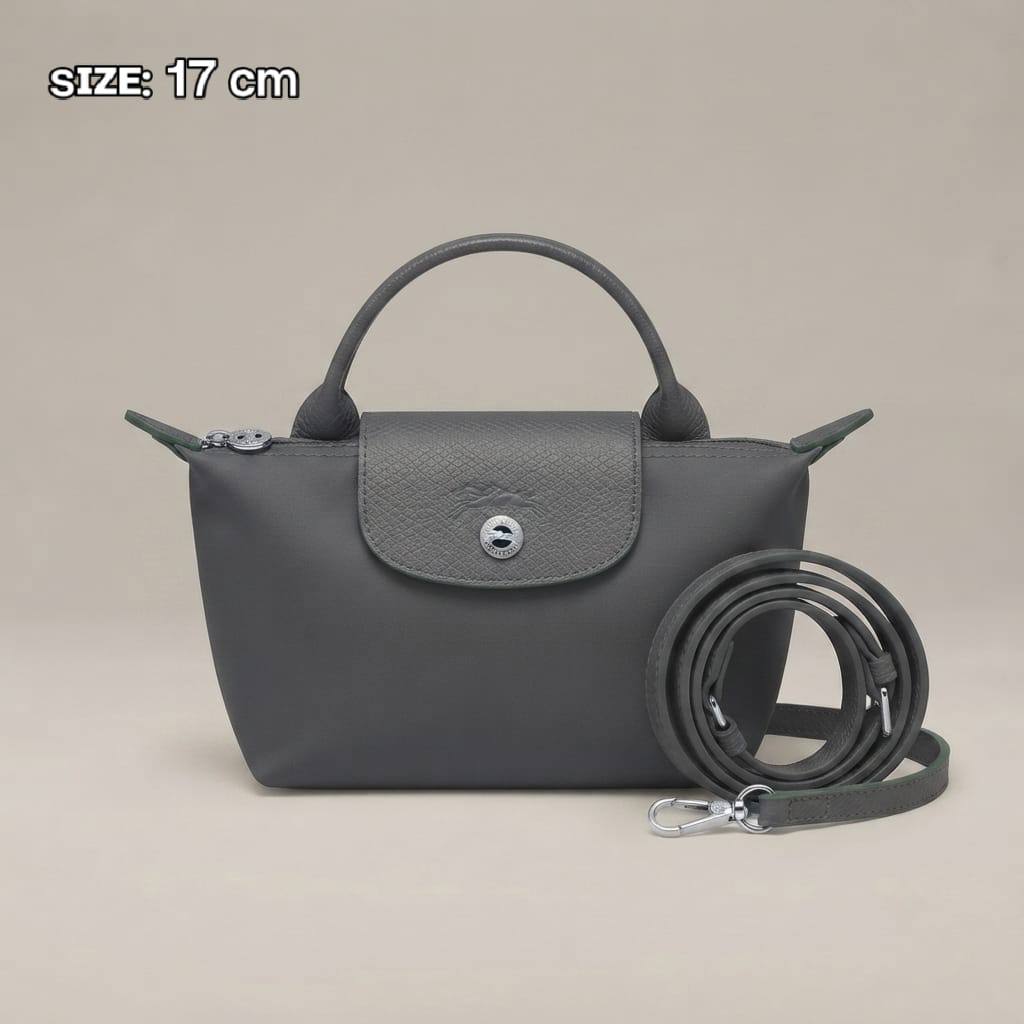 AVAILABLE

 LONGCHAMP 
17cm
50 dhs🇦🇪🇦🇪

Zain169
♥️♥️♥️