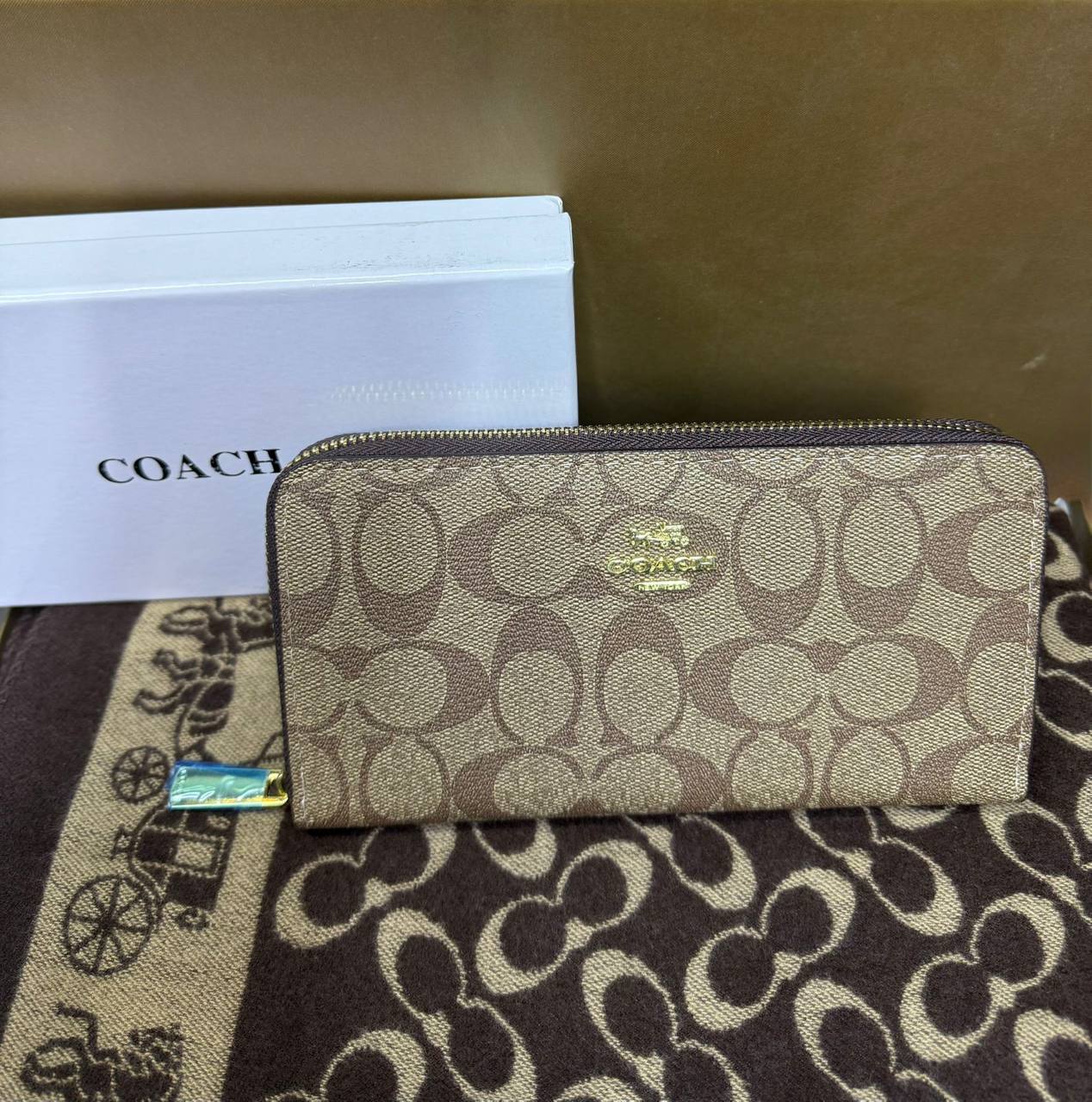 Wallets

With box
🎁🎁🎁

30 dhs🪙🖤

Limit Stock

Zain93
♥️♥️♥️