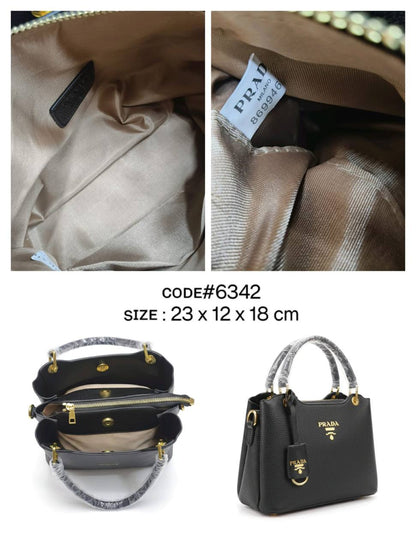 PRADA ᴛᴏᴘ ʜᴀɴᴅʙᴀɢ
ᴍᴀᴛᴛᴇ ʟᴇᴀᴛʜᴇʀ ᴍᴀᴛᴇʀɪᴀʟ
ᴛʜʀᴇᴇ ᴄᴏᴍᴘᴀʀᴛᴍᴇɴᴛ
ᴡɪᴛʜ ʟᴏɴɢ ʙᴇʟᴛ sᴛʀᴀᴘ
ɢᴏʟᴅ ʜᴀʀᴅᴡᴀʀᴇ
sɪᴢᴇ : 23 cm

75 dhs✅

Zain31
♥️♥️♥️