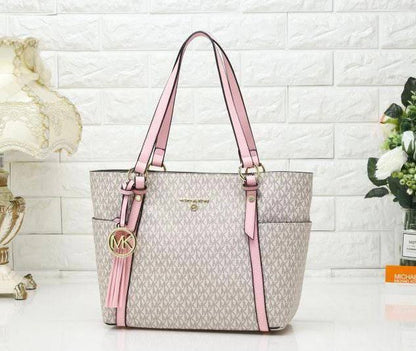 MK  
GOOD QUALITY 
105 dhs🇦🇪🇦🇪

Zain295
♥️♥️♥️