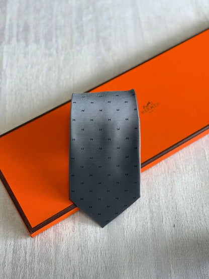 HERMES - LV
*TIE*
*Master quality*
*New collection*
180 dhs✅

Zain179
♥️♥️♥️