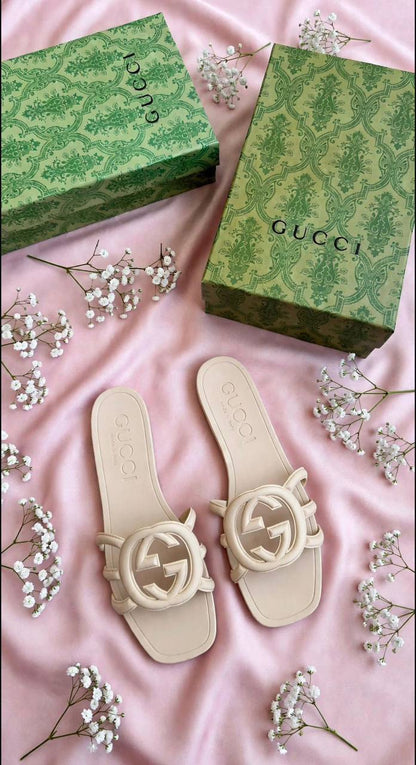 RESTOCK

GuCCi 

36 to 41 

95 dhs🇦🇪🇦🇪

Zain236
♥️♥️♥️