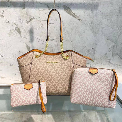 MK Tote
Size : 45 ~ 38 * 27 cm
80 dhs🪙💕

Zain115
♥️♥️♥️