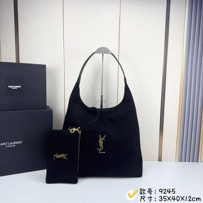 YSL New Master Bag
280 dhs🪙🌨️

Zain153
♥️♥️♥️