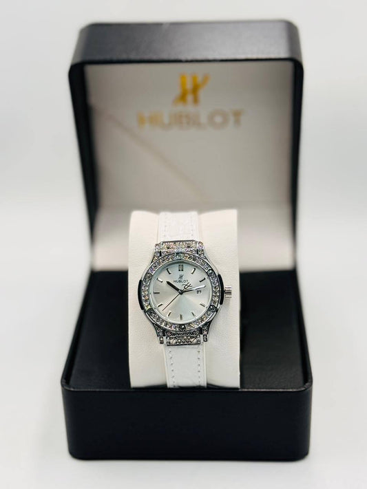 Hublot ladies
*New Arrival*🔥
70 dhs🪙🌨️

Zain08
♥️♥️♥️