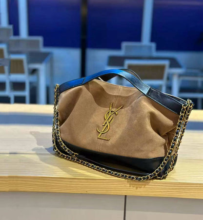 YSL 
GOOD QUALITY 
120 dhs🇦🇪🇦🇪

Zain295
♥️♥️♥️