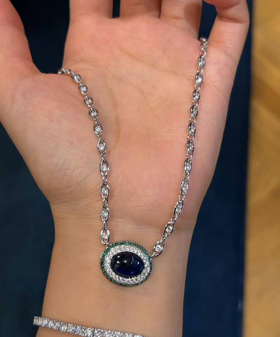 APM Set* 💐
Necklace 
Earrings 
*Master quality* 💎

270 dhs🪙🌨️
master box 🗃️

Zain48
♥️♥️♥️