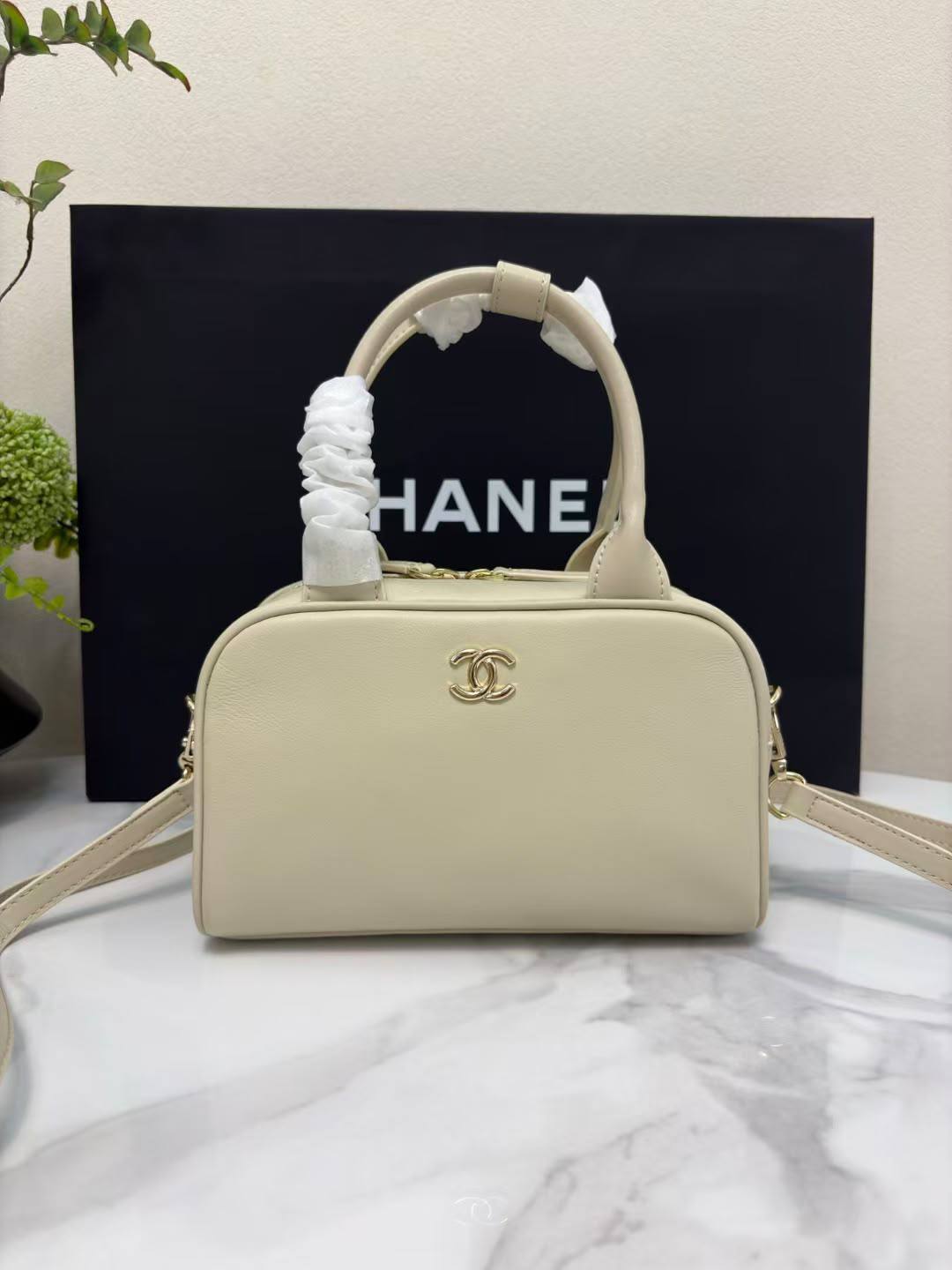 Chanel 

re stock 

290 dhs🇦🇪🇦🇪

Zain228
♥️♥️♥️