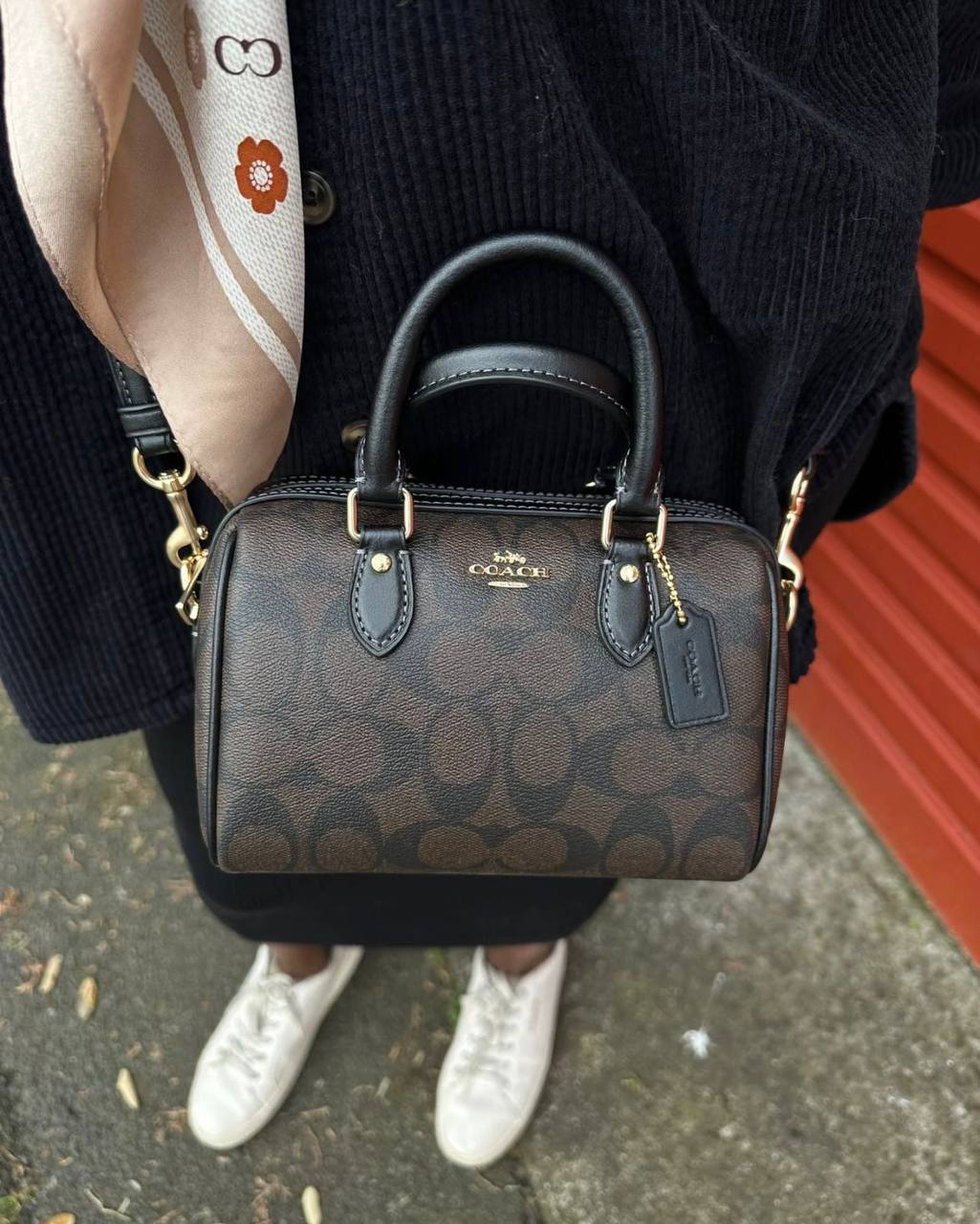 COACH 

NEW CAME GOOD QUALITY 
WITH BOX 
🎁🎁🎁

95 dhs🪙🌨️

Zain39
♥️♥️♥️