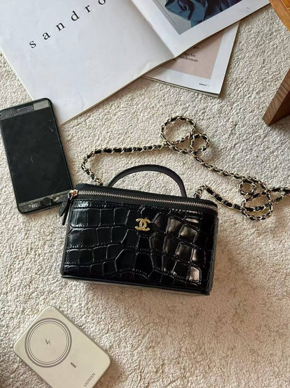 Chanel 💕🙋🏻‍♀️
Master✅✅
16cm🫶🏼🫶🏼 
290 dhs🇦🇪🇦🇪

Zain297
♥️♥️♥️