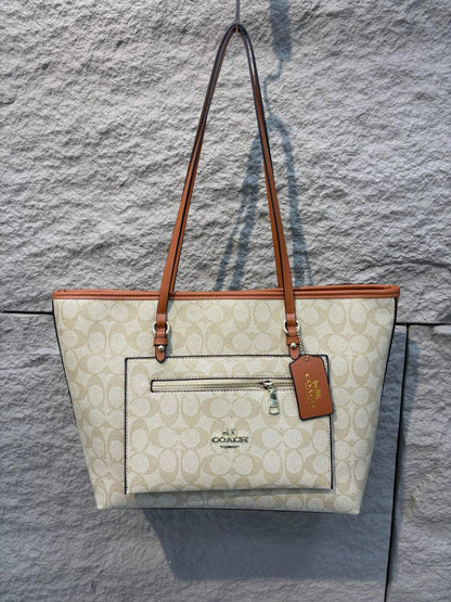 Coach
65 dhs💓

Zain232
♥️♥️♥️