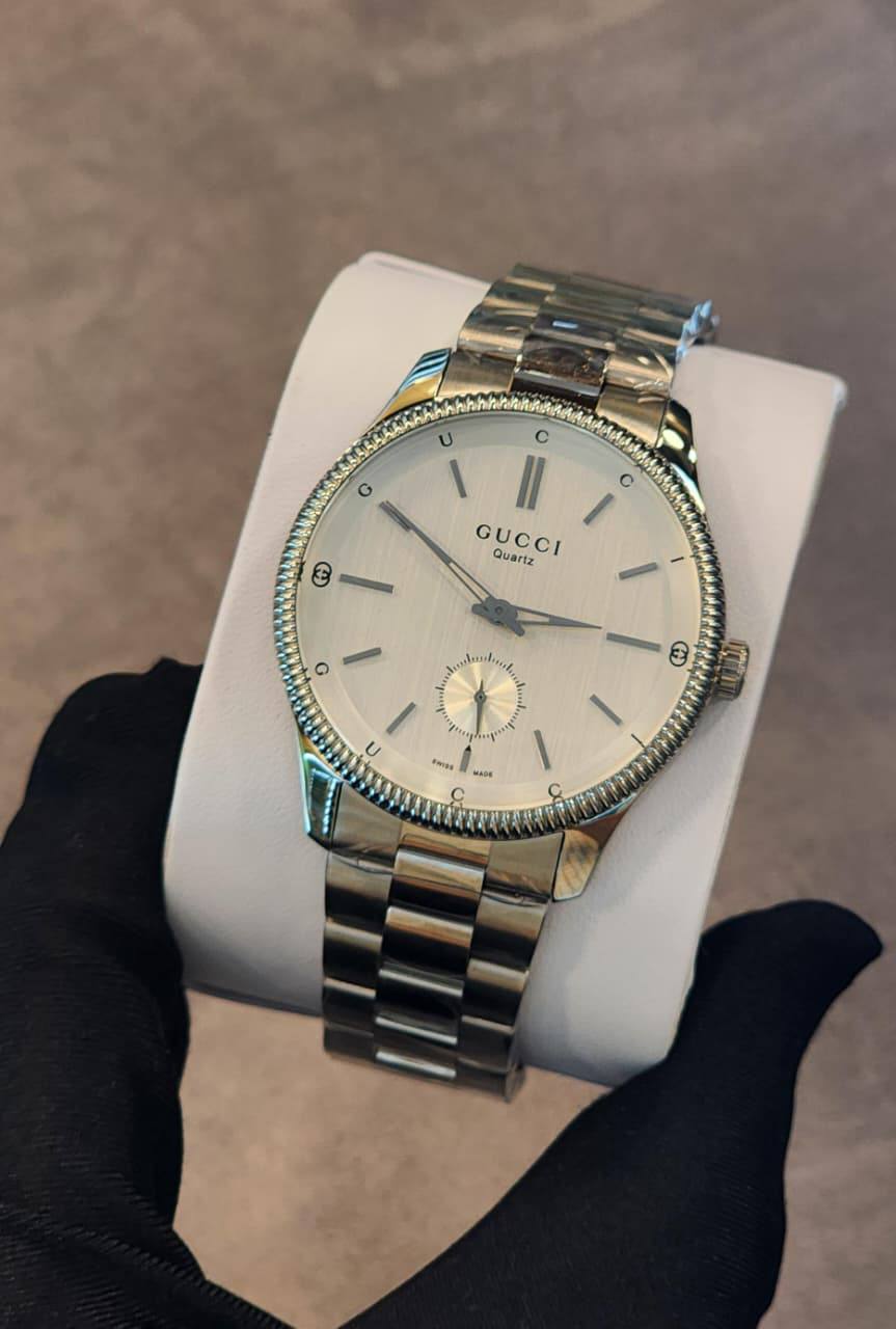 Gucci watch for men 
good quality 
220 dhs💓

Zain59
♥️♥️♥️