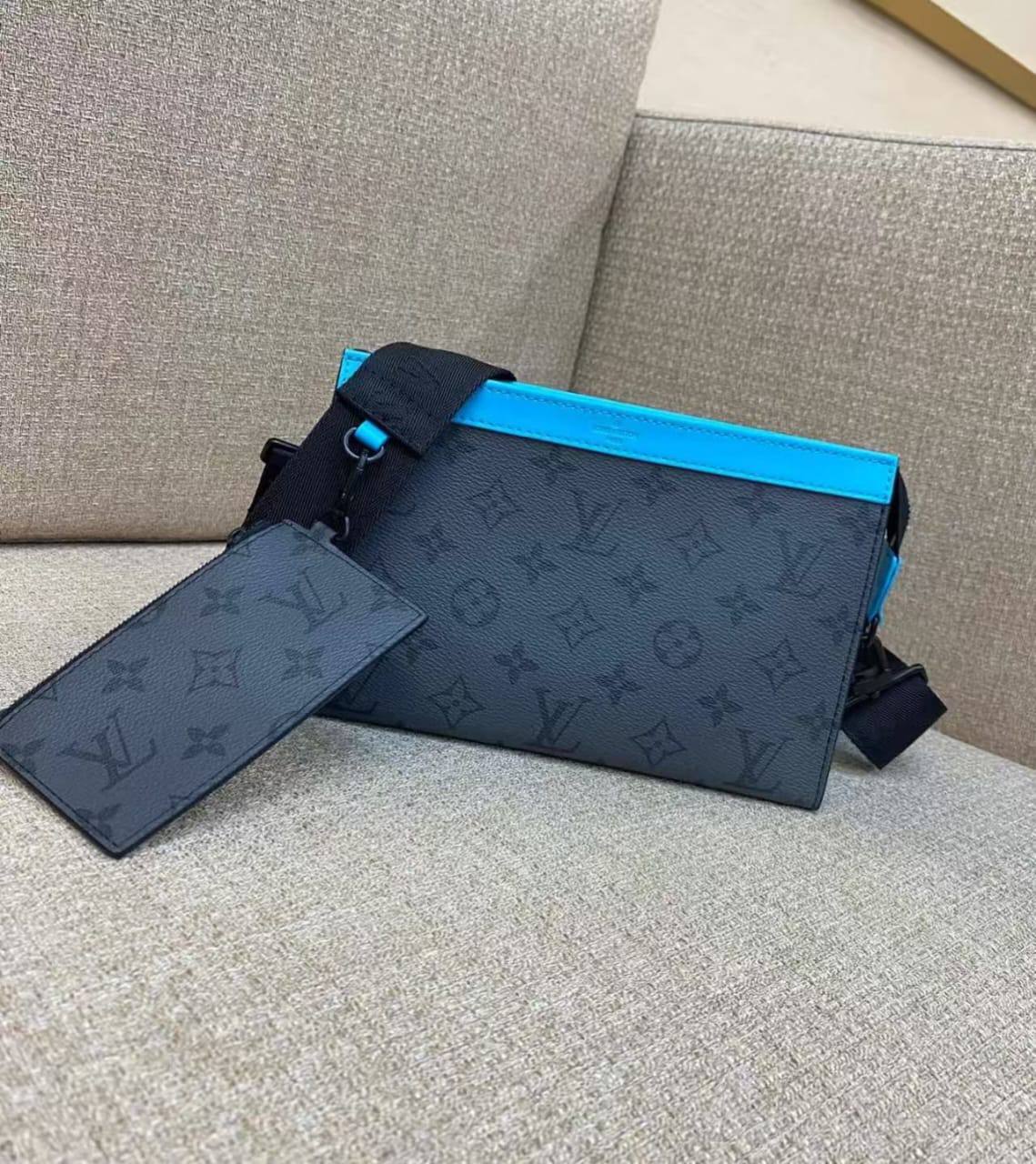 LV Bag 
Master Quality
Cross Bag 
220 dhs🇦🇪🇦🇪

Zain33
♥️♥️♥️