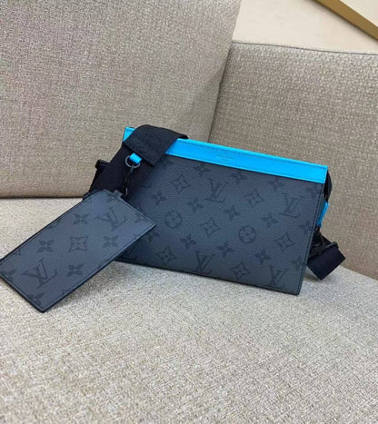 LV Bag 
Master Quality
Cross Bag 
220 dhs🇦🇪🇦🇪

Zain33
♥️♥️♥️
