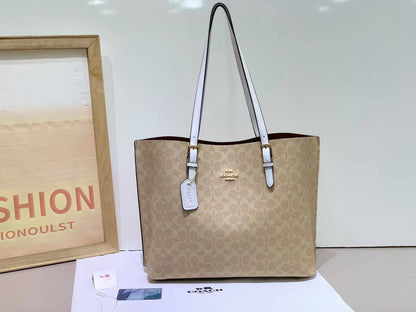 Coach
26cm
110 dhs🌺

Zain254
♥️♥️♥️